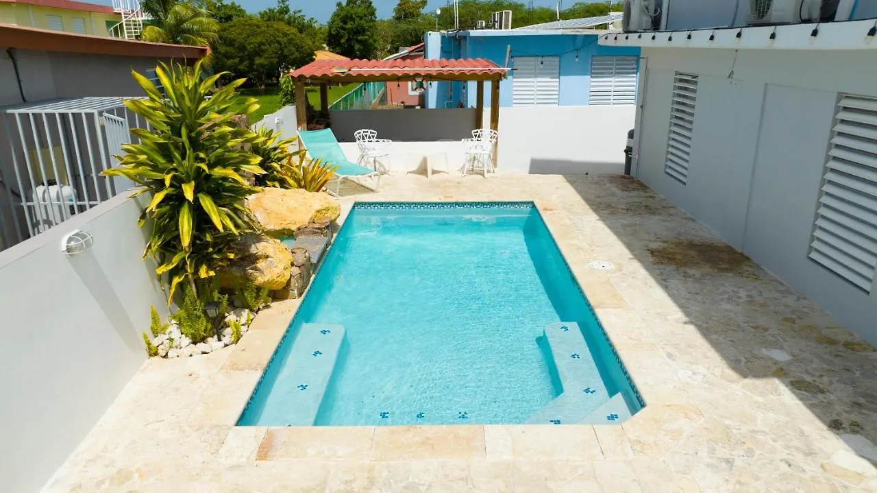 R&V Combate Beach House 1 With Pool 카보조로 푸에르토리코